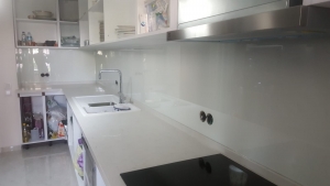 Ultra clear caml� tezgah aras� cam mutfak